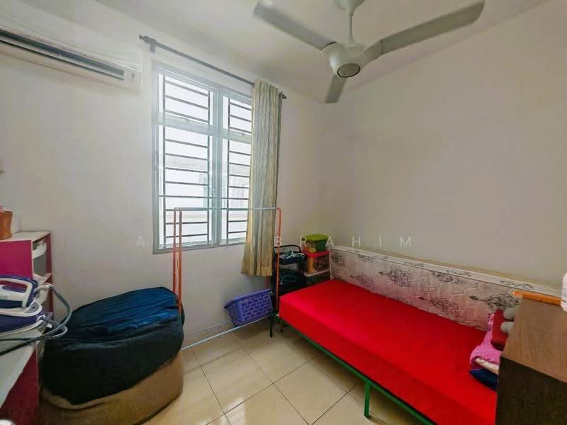 Apartment for Sale at Pangsapuri Anggun - Azli Ibrahim - Bedroom - PropertyGuru.com.my