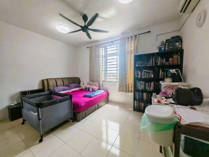 Apartment for Sale at Pangsapuri Anggun - Azli Ibrahim - Bedroom - PropertyGuru.com.my