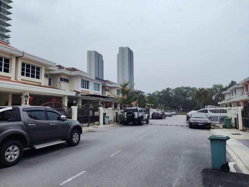 2-storey Terraced House for Sale in Taman Gembira (Jalan Klang Lama (Old Klang Road)) - MAN CHOW - Exterior - PropertyGuru.com.my