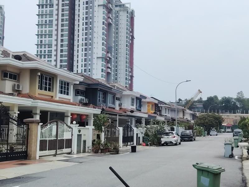 2-storey Terraced House for Sale in Taman Gembira (Jalan Klang Lama (Old Klang Road)) - MAN CHOW - Exterior - PropertyGuru.com.my