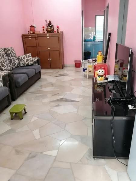 Rumah Teres untuk Dijual di Shah Alam (Selangor) - Tabris Wong - Living Room - PropertyGuru.com.my