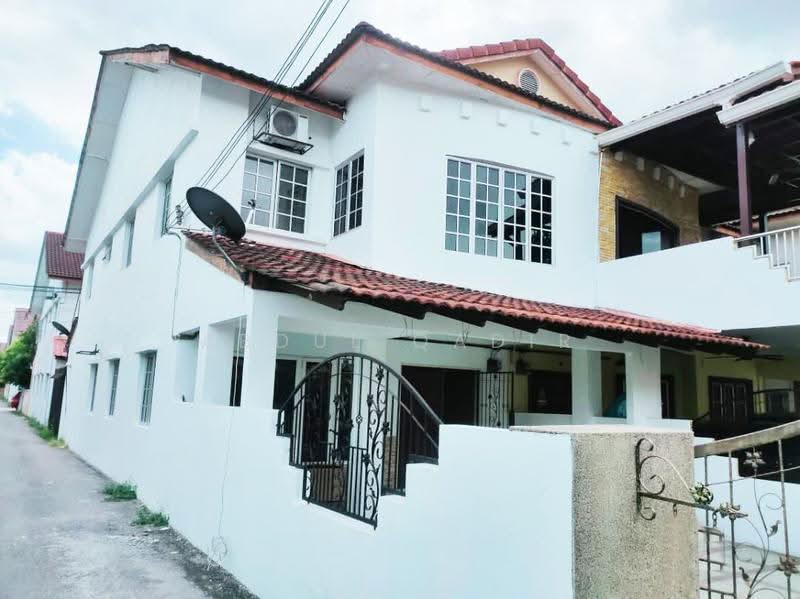 2-storey Terraced House for Sale in Seksyen 3 (Bangi) - Abdul Qadir - PropertyGuru.com.my
