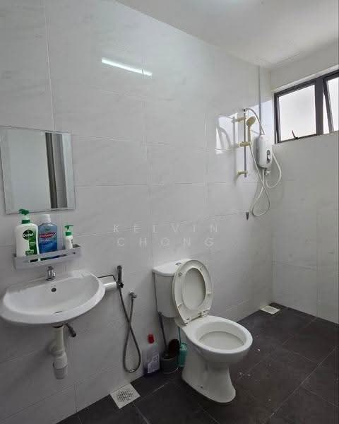 Pangsapuri untuk Disewa di Casa Kayangan - Kelvin Chong - Bathroom - PropertyGuru.com.my