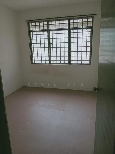Flat for Sale at Taman Daya - Jalan Nibong 28 - Kexin Hua - Interior - PropertyGuru.com.my
