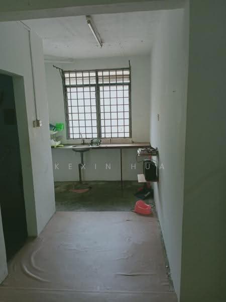 Flat for Sale at Taman Daya - Jalan Nibong 28 - Kexin Hua - Interior - PropertyGuru.com.my