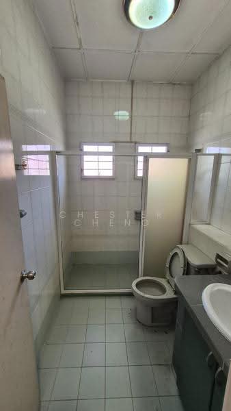 2-storey Terraced House for Sale in Usj 18 (Subang Jaya) - Chester Cheng - Bathroom - PropertyGuru.com.my