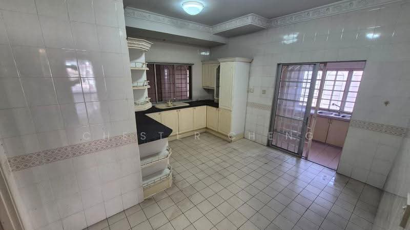 2-storey Terraced House for Sale in Usj 18 (Subang Jaya) - Chester Cheng - Kitchen - PropertyGuru.com.my
