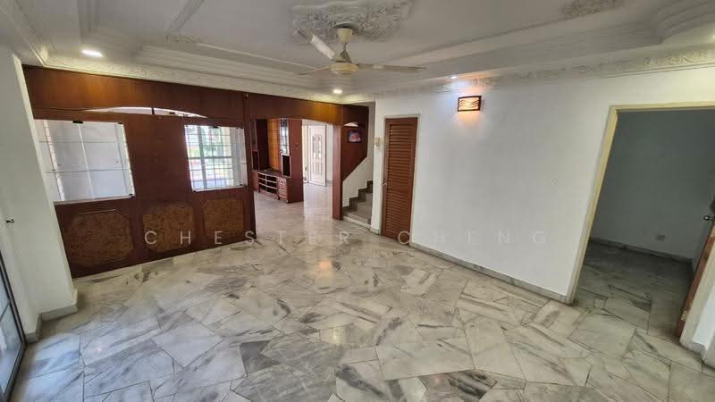 2-storey Terraced House for Sale in Usj 18 (Subang Jaya) - Chester Cheng - Living Room - PropertyGuru.com.my