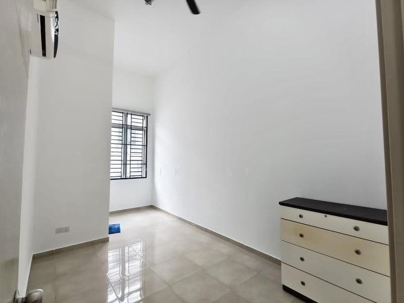2-storey Terraced House for Sale in Nusa Sentral (Iskandar Puteri (Nusajaya)) - Yik Tat - Bedroom - PropertyGuru.com.my