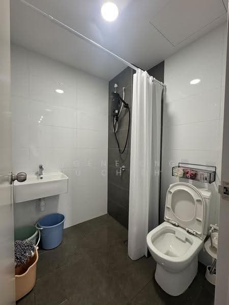 Kondominium untuk Disewa di The Parque Residences - Eugene Ong Eu chieh - Bathroom - PropertyGuru.com.my