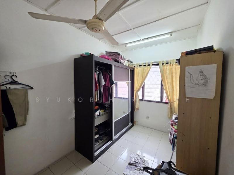 Rumah Teres 2-Tingkat untuk Dijual di Gombak (Selangor) - Syukor Hartanah - Bedroom - PropertyGuru.com.my