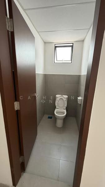 Shop / Office for Rent in Austin Crest (Johor Bahru) - Catherine Ong - Bathroom - PropertyGuru.com.my