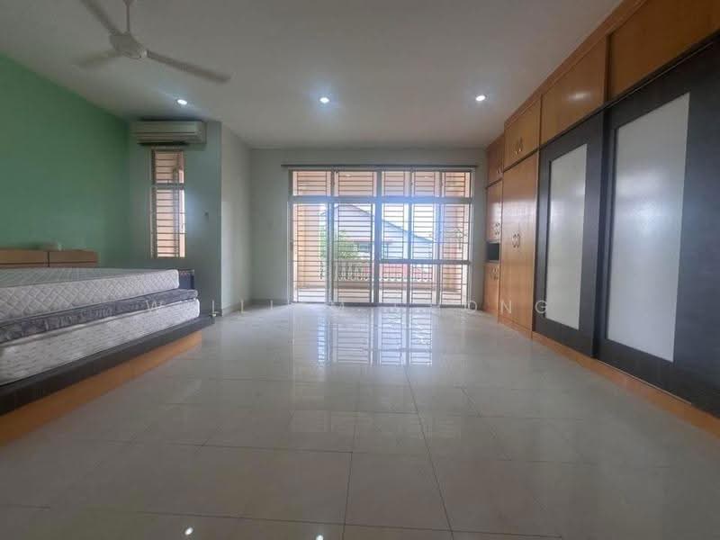 2-storey Terraced House for Sale in Taman Desa Cheng Perdana (Cheng) - William Chong - Bedroom - PropertyGuru.com.my