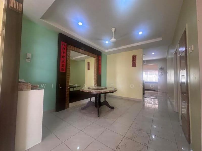 2-storey Terraced House for Sale in Taman Desa Cheng Perdana (Cheng) - William Chong - Living Room - PropertyGuru.com.my