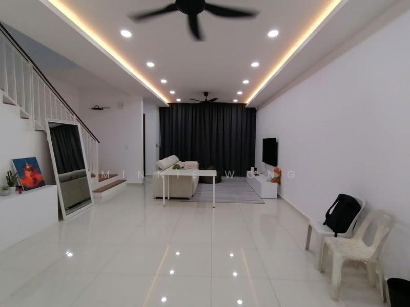 2-storey Terraced House for Rent in Bandar Gamuda Gardens (Rawang) - Minnie Wong - Living Room - PropertyGuru.com.my
