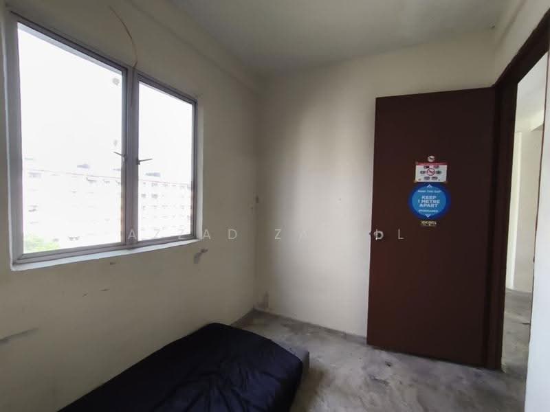 Flat for Sale at Flat PKNS Section 7 - Azzad Zarull - Interior - PropertyGuru.com.my