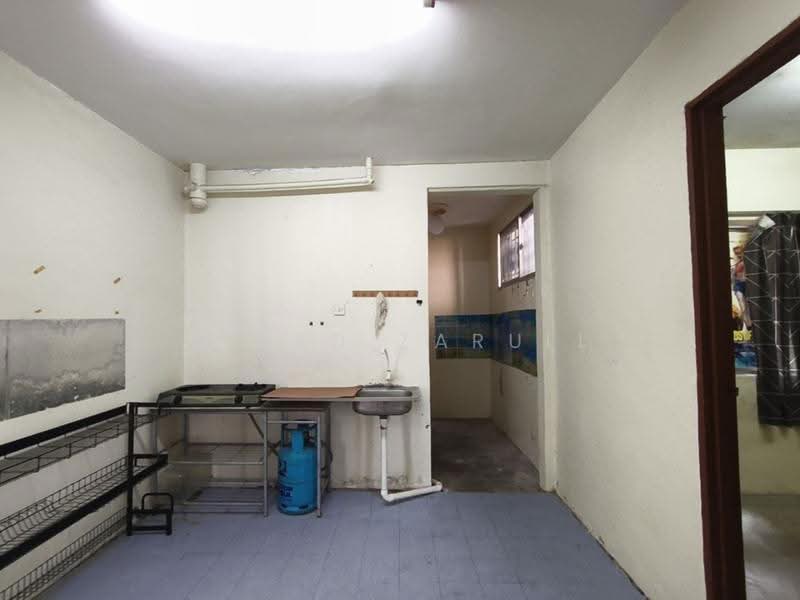 Flat for Sale at Flat PKNS Section 7 - Azzad Zarull - Kitchen - PropertyGuru.com.my