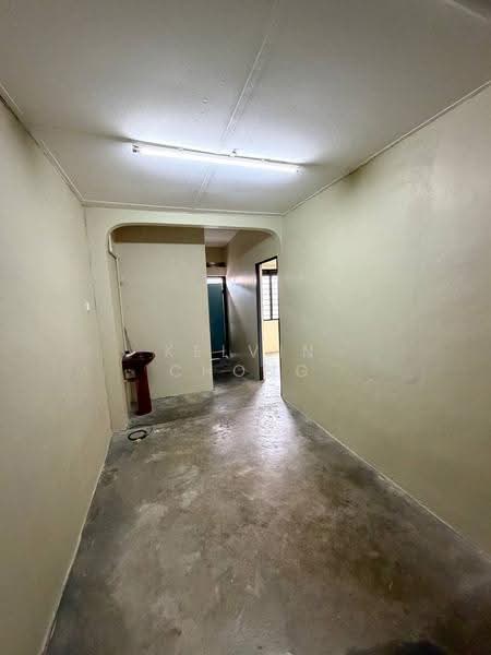 2-storey Terraced House for Rent in Pekan Razaki (Ipoh) - Kelvin Chong - Corridor - PropertyGuru.com.my