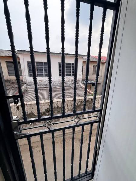 2-storey Terraced House for Rent in Pekan Razaki (Ipoh) - Kelvin Chong - Exterior - PropertyGuru.com.my