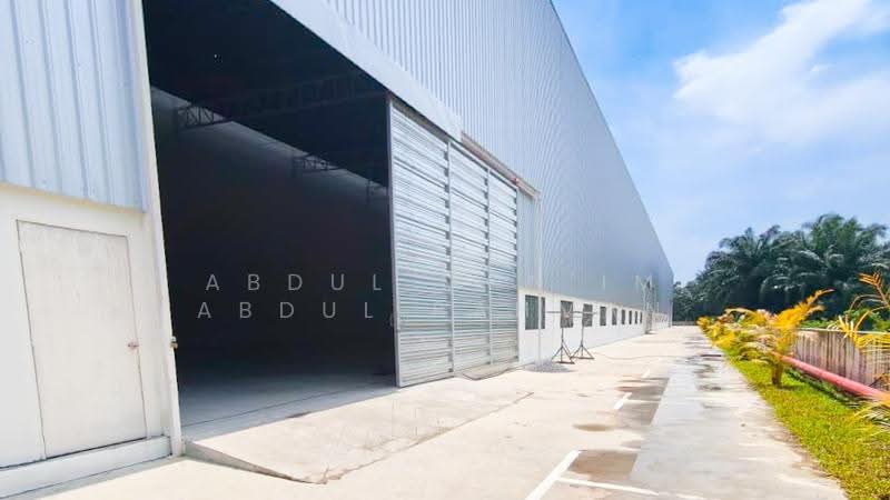 Factory for Sale in Kampung Tengah (Banting) - Abdul Mun'im Abdul Rahman - Exterior - PropertyGuru.com.my