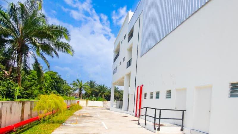 Factory for Sale in Kampung Tengah (Banting) - Abdul Mun'im Abdul Rahman - Exterior - PropertyGuru.com.my