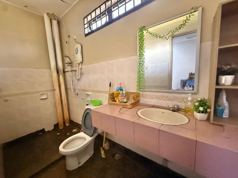 2-storey Terraced House for Sale in Bandar Seri Alam (Masai) - Cony Ong - Bathroom - PropertyGuru.com.my