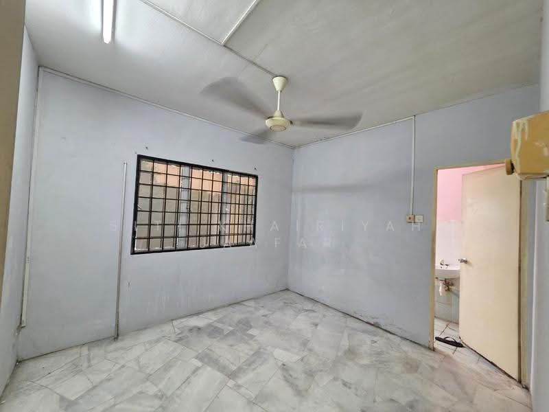 Apartment for Sale at Rose Apartment - SITI KHAIRIYAH JAAFAR - Interior - PropertyGuru.com.my