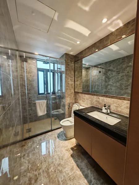 Service Residence for Sale at R&F Princess Cove Phase 2-Seine Region - Shishi . - Bathroom - PropertyGuru.com.my