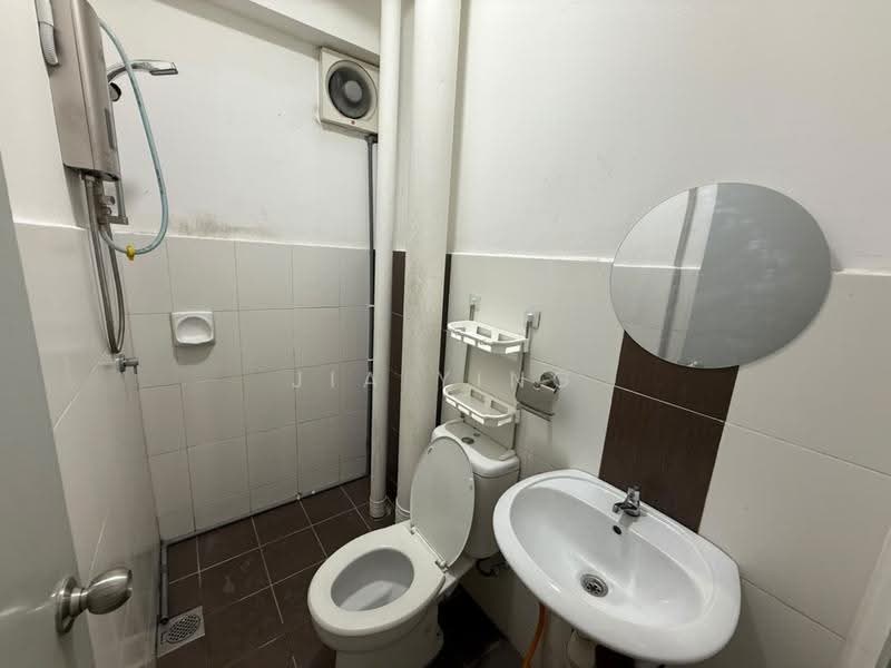Apartment for Rent at Pinang Laguna - Jia Ying - Bathroom - PropertyGuru.com.my