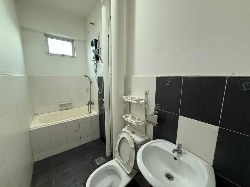 Apartment for Rent at Pinang Laguna - Jia Ying - Bathroom - PropertyGuru.com.my