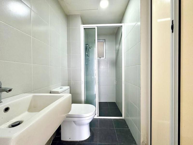 Service Residence for Rent at Cerrado Residence @ Southville City - Azzad Zarull - Bathroom - PropertyGuru.com.my