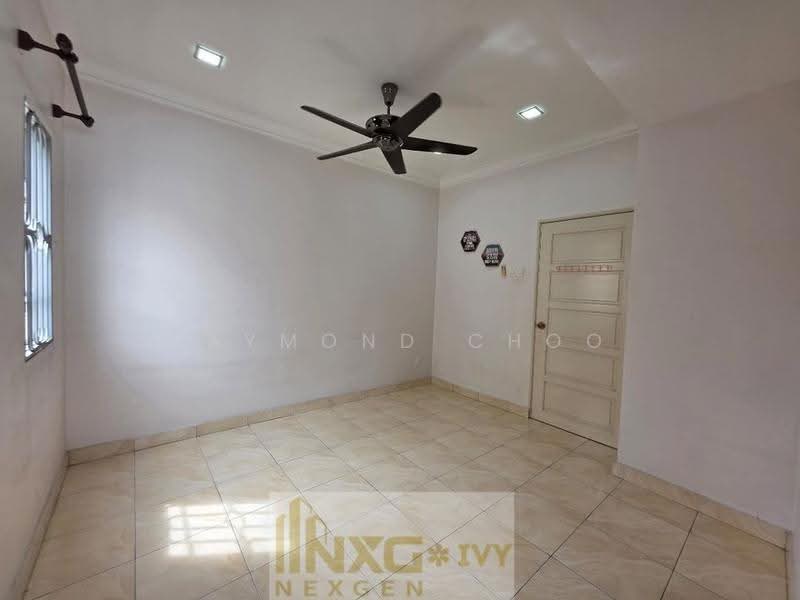 2-storey Terraced House for Sale in Taman Sri Andalas (Klang) - Raymond Choo - Living Room - PropertyGuru.com.my