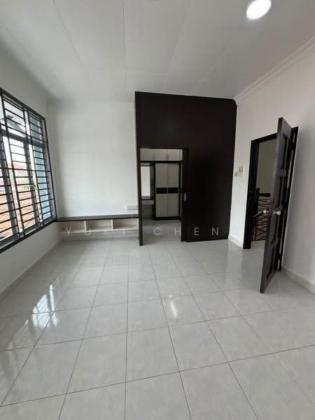 Rumah Teres 2-Tingkat untuk Dijual di Taman Mutiara Rini (Skudai) - Yuki Cheng - PropertyGuru.com.my