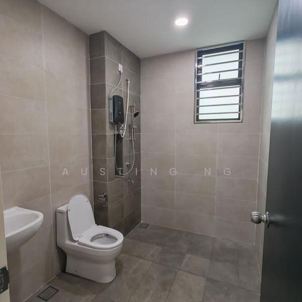 Rumah Teres 2-Tingkat untuk Disewa di Bandar Putra Kulai (Kulai) - Austing Ng - Bathroom - PropertyGuru.com.my