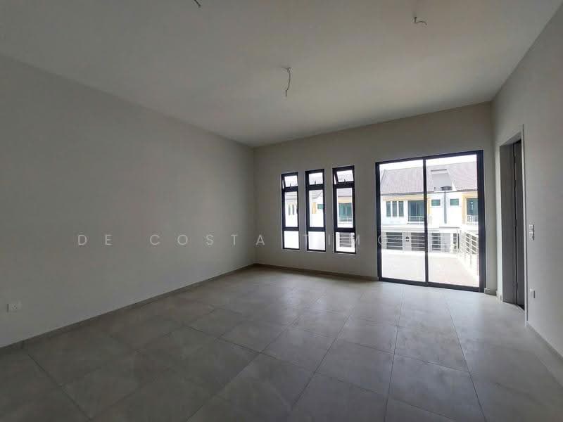 2-storey Terraced House for Sale in Kampung Ayer Molek (Ayer Molek) - De Costa Timothy - PropertyGuru.com.my