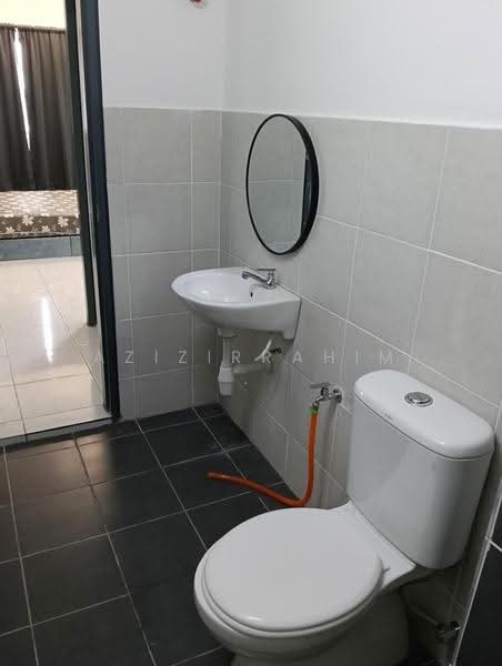 Apartment for Rent at Kita Ria @ Cybersouth - Azizirrahim . - Bathroom - PropertyGuru.com.my