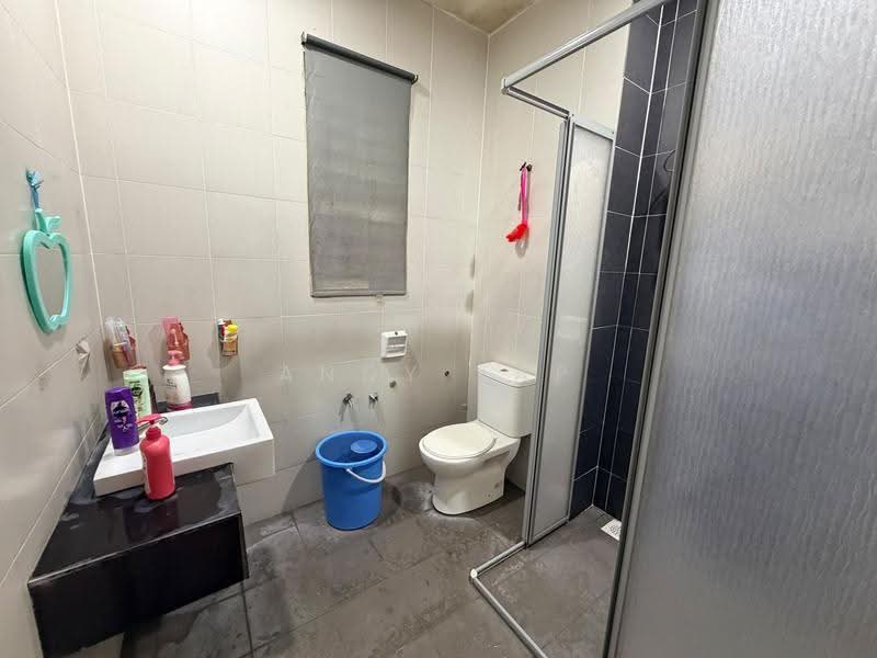 Rumah Teres 2-Tingkat untuk Dijual di Saujana Rawang (Rawang) - Andy Yap - Bathroom - PropertyGuru.com.my