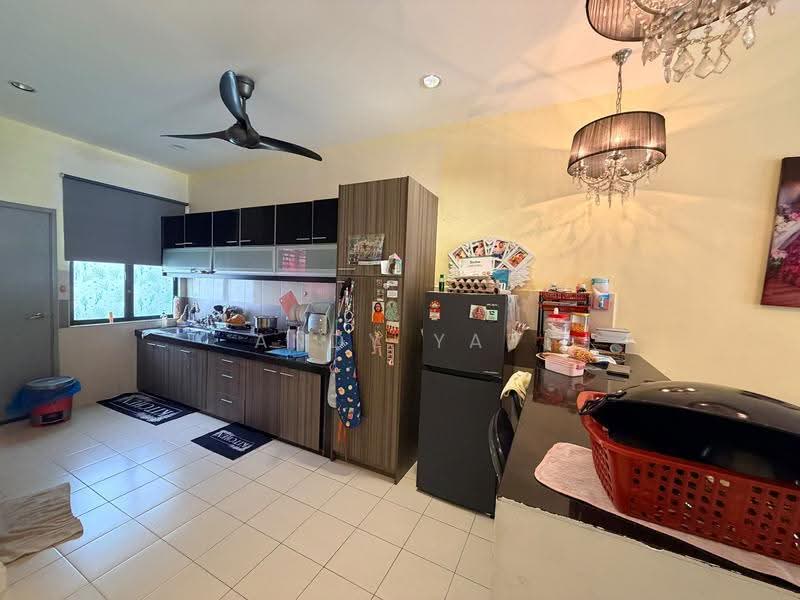 Rumah Teres 2-Tingkat untuk Dijual di Saujana Rawang (Rawang) - Andy Yap - Kitchen - PropertyGuru.com.my