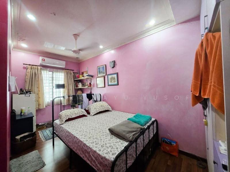 2-storey Terraced House for Sale in Taman Setiawangsa (Setiawangsa) - Sri Rohayu Yusof - Bedroom - PropertyGuru.com.my