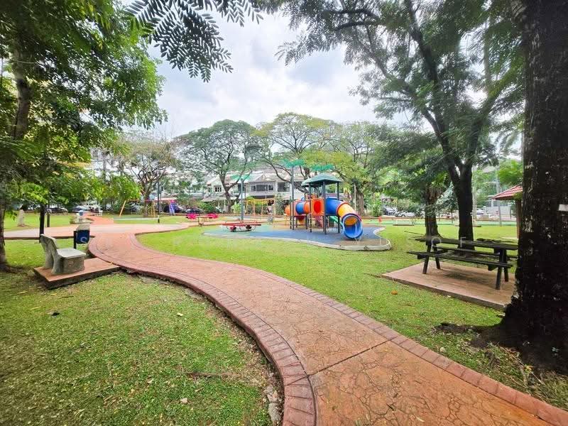 2-storey Terraced House for Sale in Taman Setiawangsa (Setiawangsa) - Sri Rohayu Yusof - Garden - PropertyGuru.com.my