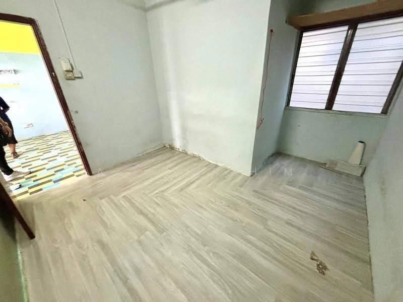 Flat for Sale at Taman Mulia Jaya - Azli Ibrahim - Interior - PropertyGuru.com.my