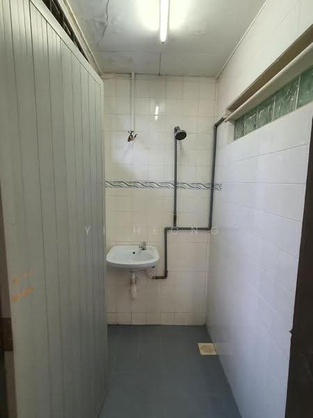2-storey Terraced House for Rent in Taman Desa (Kuala Lumpur) - YI HEONG - Bathroom - PropertyGuru.com.my