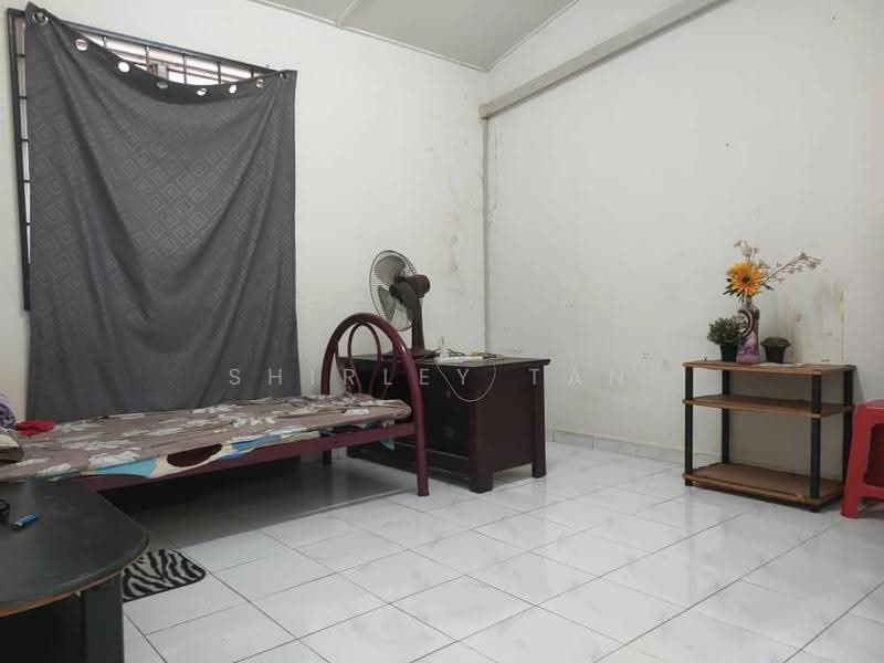 Rumah Teres 1.5-Tingkat untuk Dijual di Taman Industri Puchong (Puchong) - Shirley Tan - Bedroom - PropertyGuru.com.my