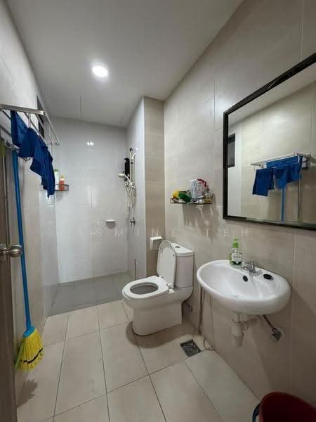 Kondominium untuk Dijual di Prominence - Jasmine Teh - Bathroom - PropertyGuru.com.my