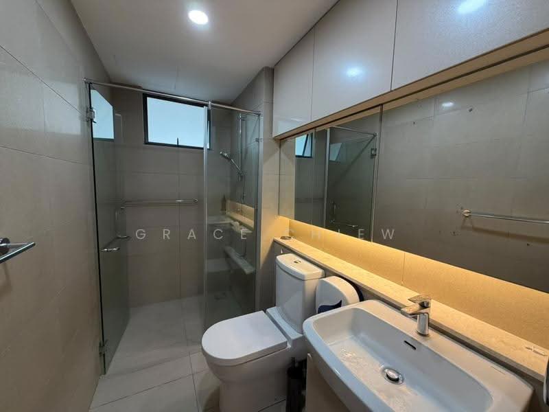 Apartment for Rent at Senibong Cove - The WaterEdge Residences - Grace Chiew - Bathroom - PropertyGuru.com.my