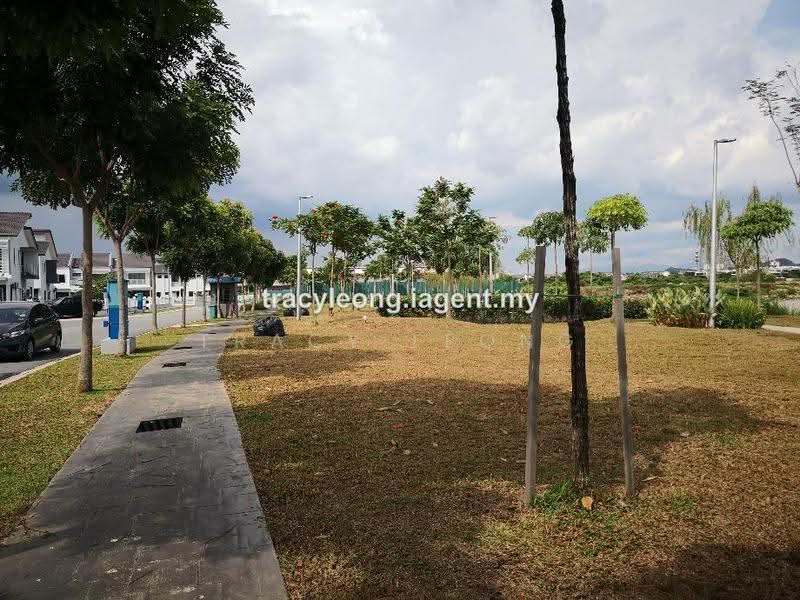 Rumah Teres 2-Tingkat untuk Dijual di Lakeside Residences (Puchong) - Tracy Leong - PropertyGuru.com.my