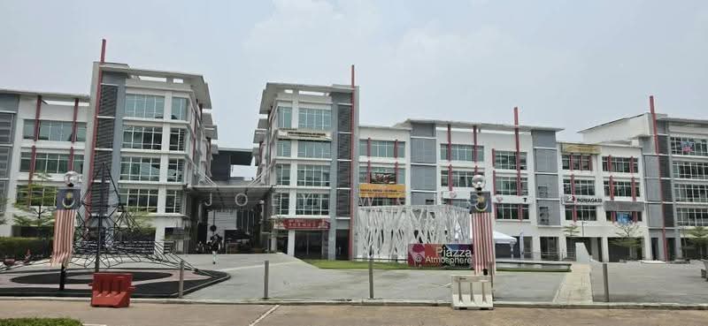 Kedai / Pejabat untuk Disewa di Bandar Putra Permai (Seri Kembangan) - Joey Wong - Exterior - PropertyGuru.com.my