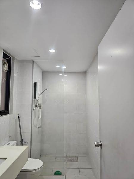 Kondominium untuk Disewa di Vertu Resort - Cheau Chie Ooi - Bathroom - PropertyGuru.com.my
