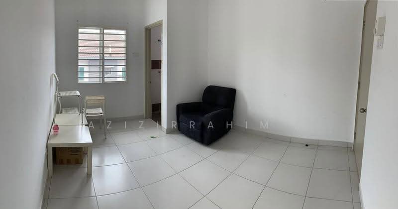 Rumah Teres 2-Tingkat untuk Disewa di Hulu Semenyih (Selangor) - Azizirrahim . - Living Room - PropertyGuru.com.my