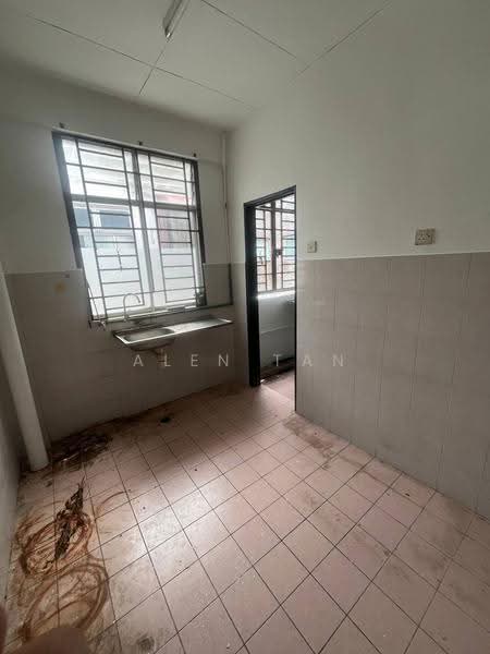 Apartment for Rent at Sri Selera Court Apartment - Alen Tan - Kitchen - PropertyGuru.com.my